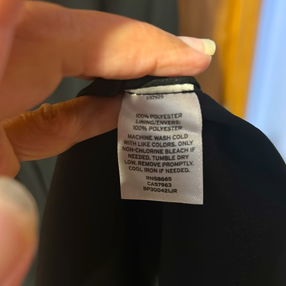 Black women’s xsmall elastic waist dress. Pockets on sides. Lined top & bottom. - Picture 6 of 6